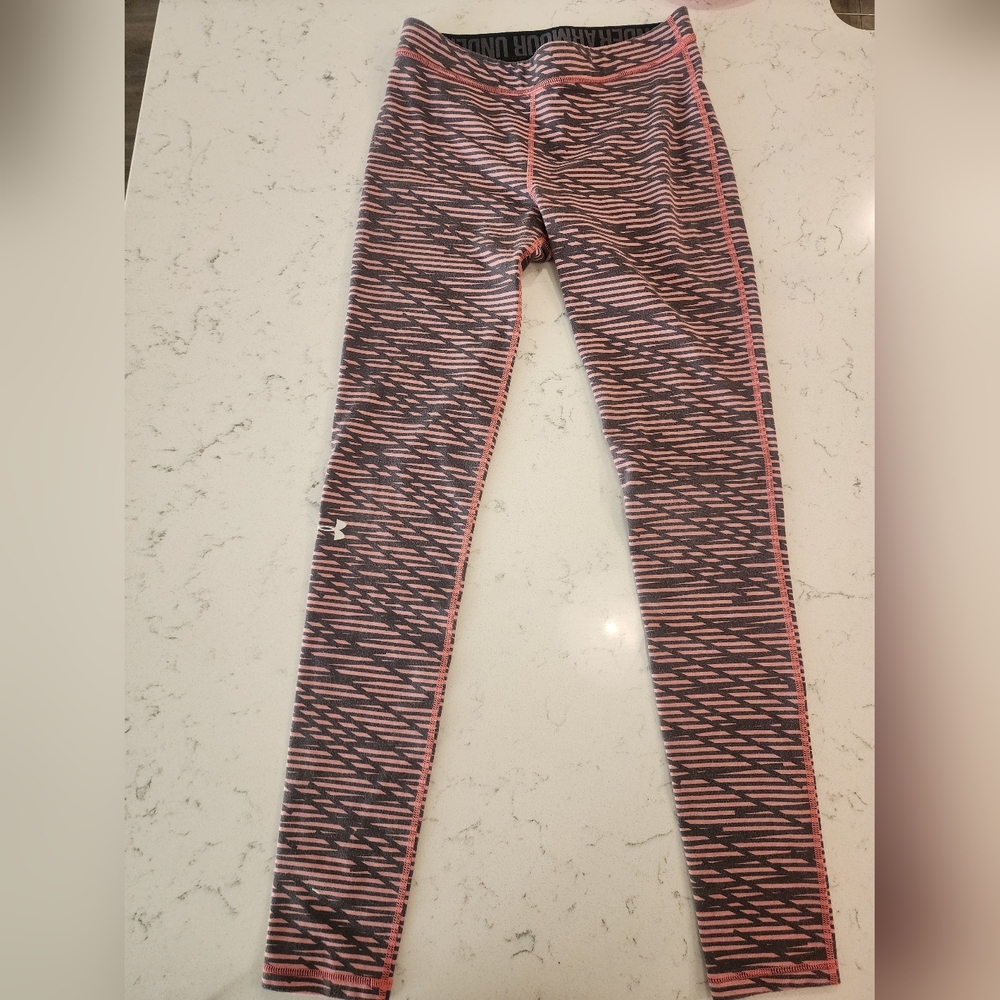 Under Armour Seamless Printed Leggings | Size S | Black & Coral